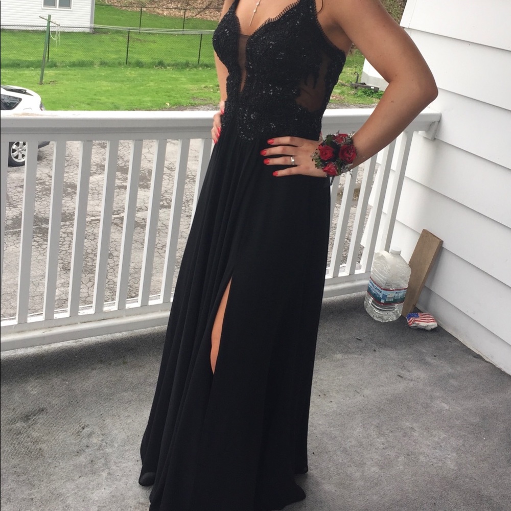 Black prom dress size 2